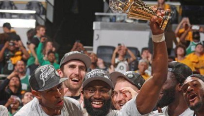 mk体育-东决MVP+奖金330万美元！布朗赢麻了 目标总冠军