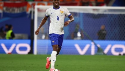 阿斯：琼阿梅尼在国家队染红，下次国际比赛日有望获得休息机会