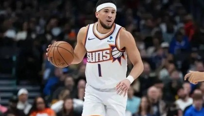 薪资专家详解布克合同：最后一年7546万美元 新合同每场挣88万