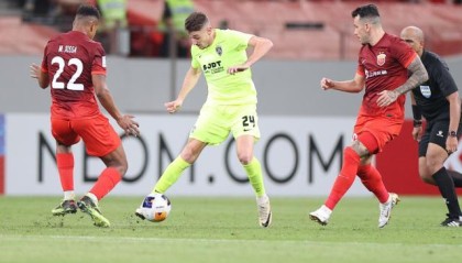 mk体育官网-【亚冠】古斯塔沃波普破门 海港2比2柔佛无缘开门红