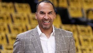 库班：现在想维持一套阵容很难 而哈里森用长期合同锁定了所有人